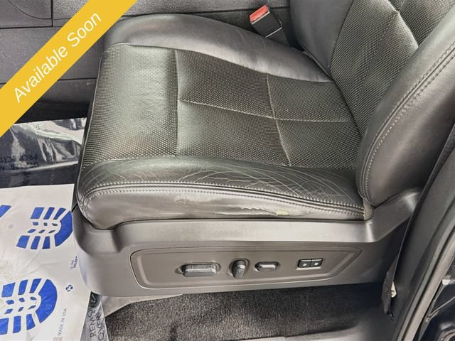 Used 2014 Lincoln Navigator 4WD image 18