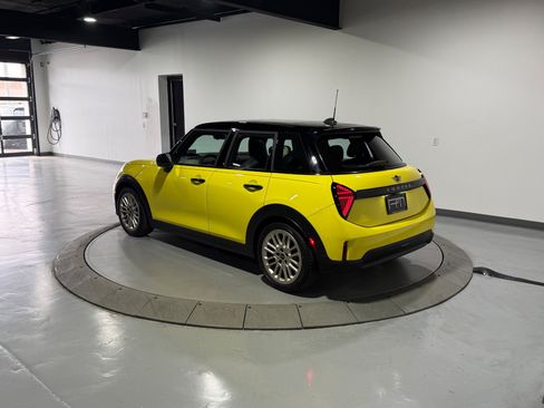 Used 2025 MINI Cooper S FWD image 11