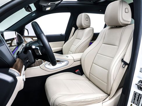 Certified 2025 Mercedes-Benz GLS 450 GLS 450 4MATIC SUV image 19