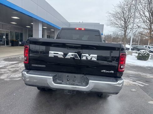 Used 2025 RAM 2500 Big Horn image 10