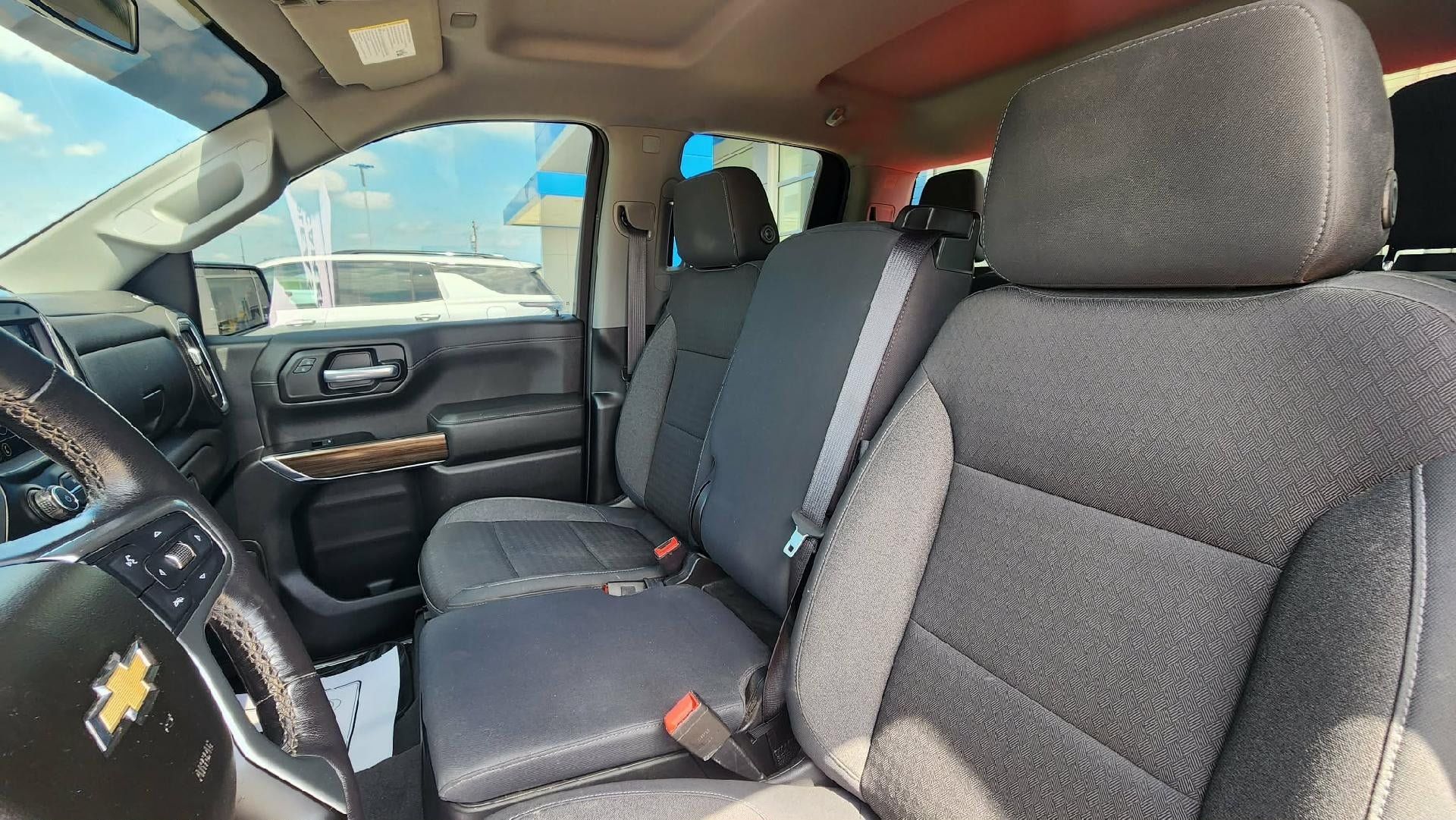 Used 2019 Chevrolet Silverado 1500 LT w/ All-Star Edition AWD/4WD image 11