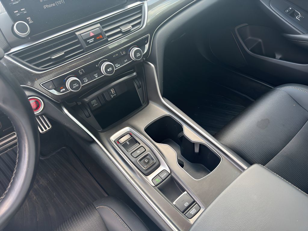 Used 2019 Honda Accord Sport image 10