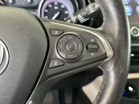 Used 2020 Buick Envision Essence image 21