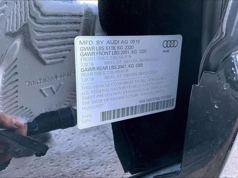Used 2020 Audi Q3 2.0T Premium AWD/4WD image 35