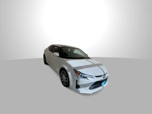 Used 2016 Scion tC FWD image 2