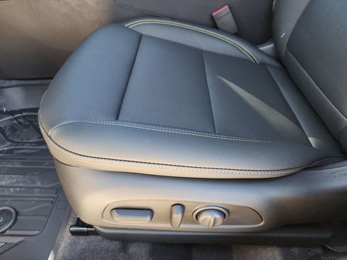 New 2026 Chevrolet Trax ACTIV w/ Driver Confidence Package image 18