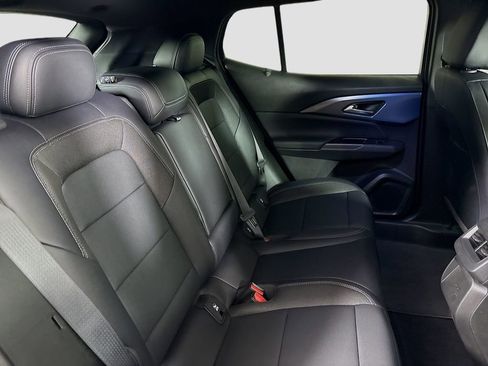 New 2026 Chevrolet Equinox EV LT image 27