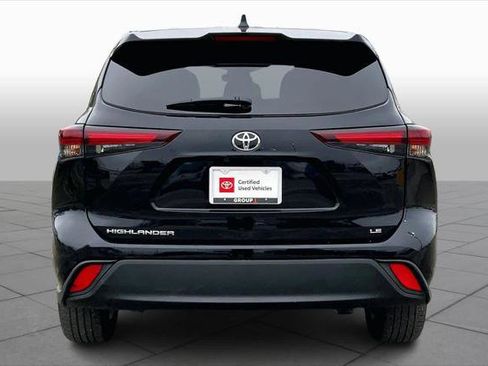 Certified 2024 Toyota Highlander LE image 5