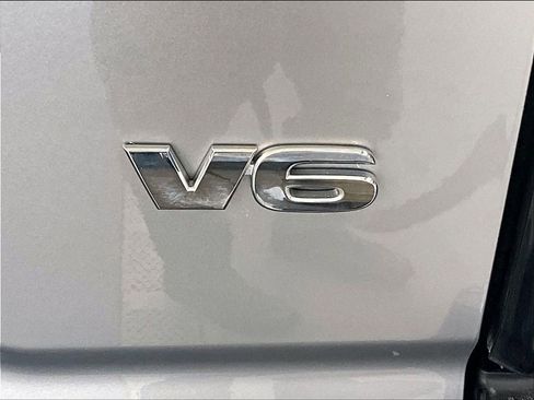 Used 2018 Toyota Tacoma SR5 image 27