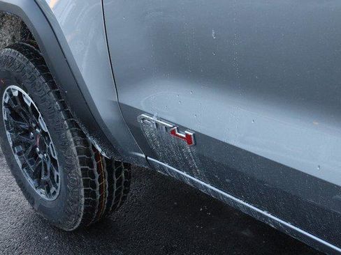 New 2026 GMC Canyon AT4 image 12
