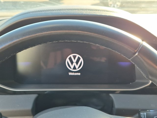 Used 2025 Volkswagen Jetta Sport FWD image 6