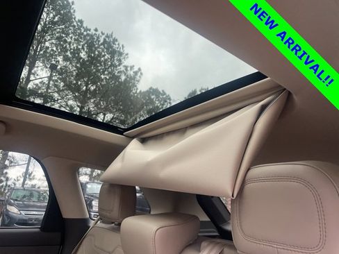 Used 2022 Lincoln Corsair FWD w/ Premium Package image 13