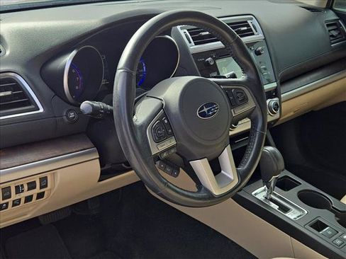 Used 2015 Subaru Outback 2.5i Limited AWD/4WD image 9