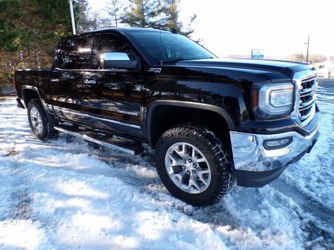 Used 2018 GMC Sierra 1500 SLT w/ SLT Premium Package image 6