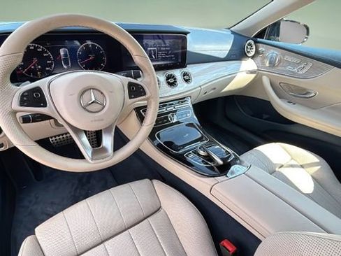 Used 2018 Mercedes-Benz E 400 4MATIC Cabriolet image 5