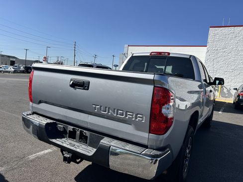 Used 2018 Toyota Tundra SR5 w/ TRD Off Road Package AWD/4WD image 5