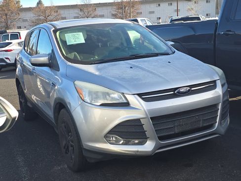 Used 2013 Ford Escape SE image 5