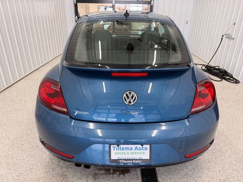 Used 2018 Volkswagen Beetle S image 6