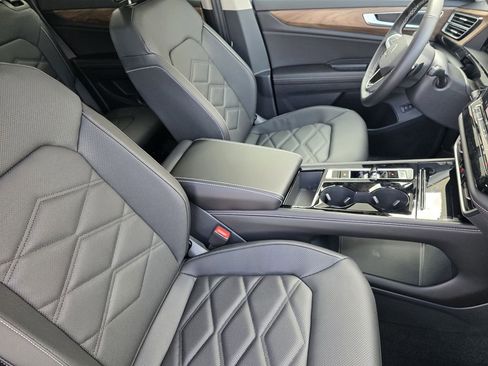 New 2026 Volkswagen Atlas SE FWD image 12