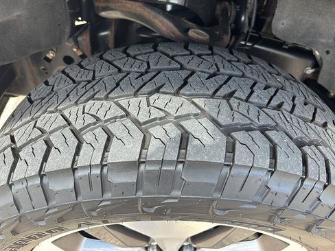 Used 2019 Ford F150 XL w/ Equipment Group 101A Mid AWD/4WD image 10