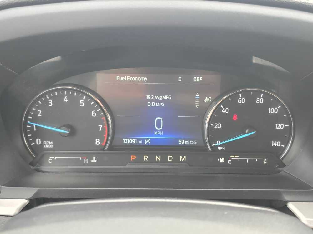 Used 2021 Ford Explorer XLT w/ Equipment Group 202A AWD/4WD image 21