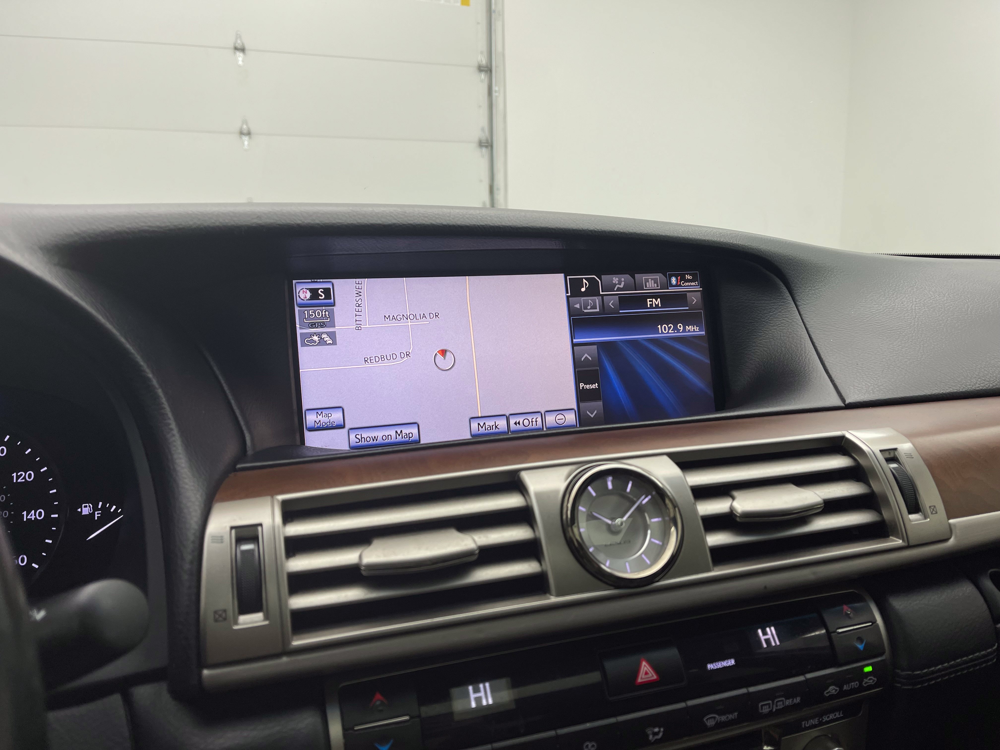 Used 2013 Lexus LS 460 AWD w/ Comfort Pkg image 26