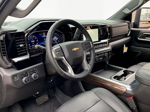 Used 2024 Chevrolet Silverado 2500 LT w/ All Star Edition image 14