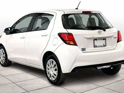 Used 2016 Toyota Yaris LE image 10