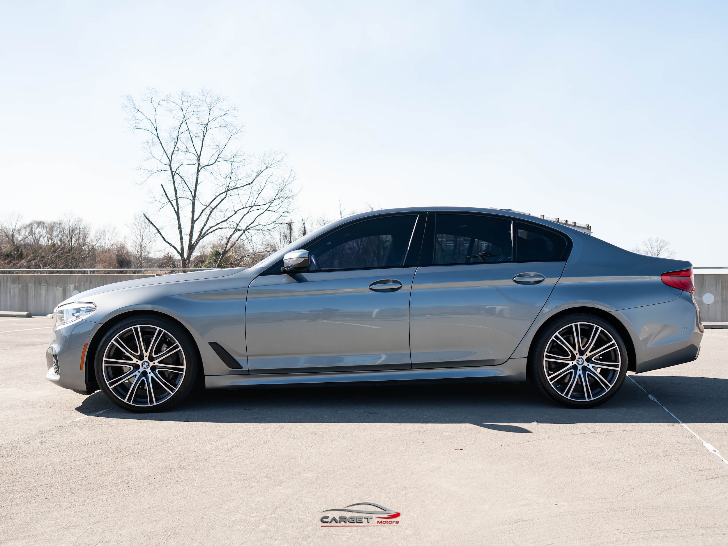 Used 2019 BMW 540i w/ M Sport Package RWD image 4