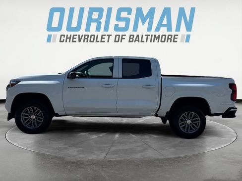 Used 2025 Chevrolet Colorado LT w/ LT Convenience Package AWD/4WD image 3