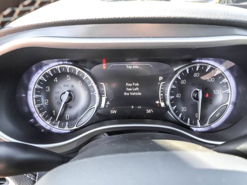 New 2026 Chrysler Pacifica Select w/ S Appearance Package AWD/4WD image 24
