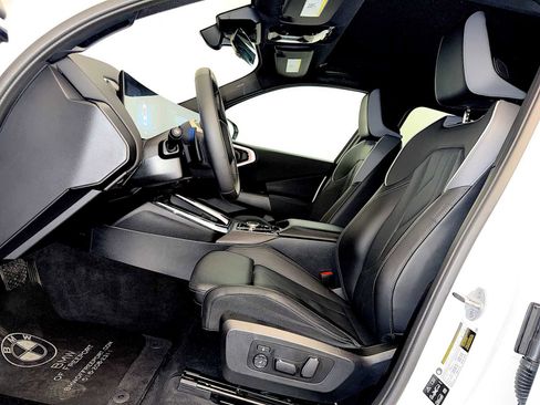 Used 2025 BMW X3 xDrive30i w/ Convenience Package image 9