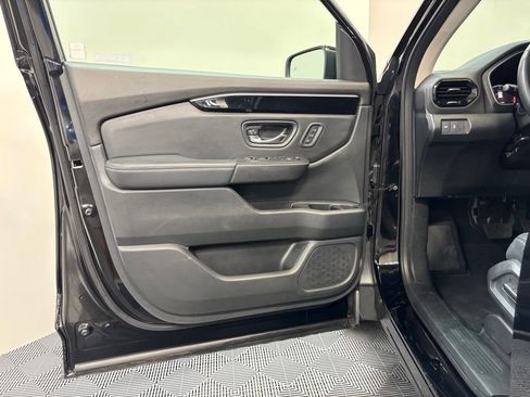 Certified 2023 Honda Pilot EX-L image 11