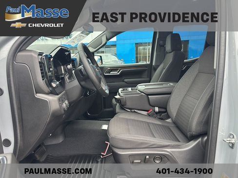 Used 2024 Chevrolet Silverado 1500 LT image 16