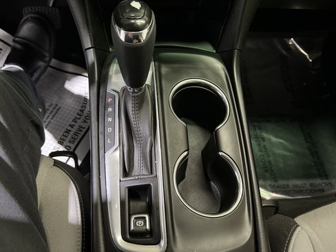 Used 2020 Chevrolet Equinox LS image 21