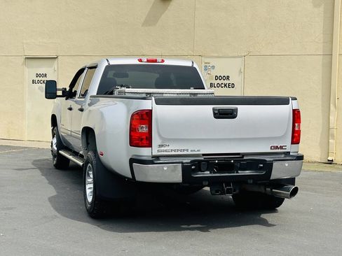 Used 2012 GMC Sierra 3500 SLE w/ SLE Preferred Package image 5