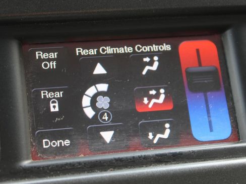 Used 2013 Dodge Journey American Value Package w/ Flexible Seating Group image 32