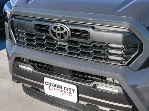 New 2025 Toyota Tacoma TRD Sport image 6