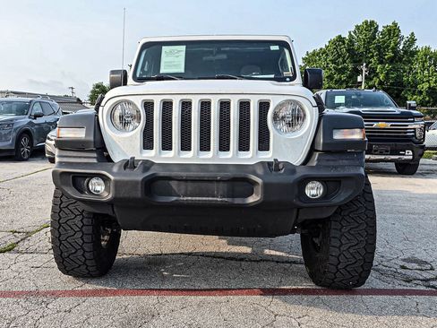 Used 2018 Jeep Wrangler Unlimited Sport S AWD/4WD image 2