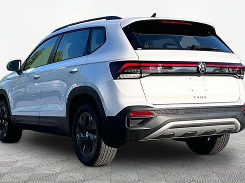 Used 2025 Volkswagen Taos S FWD image 4