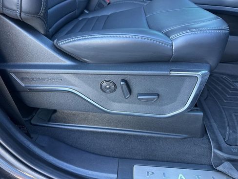 Used 2025 Ford F350 Platinum image 59