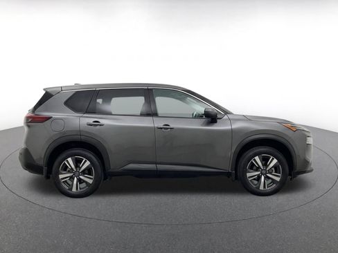 Used 2026 Nissan Rogue SL FWD image 10