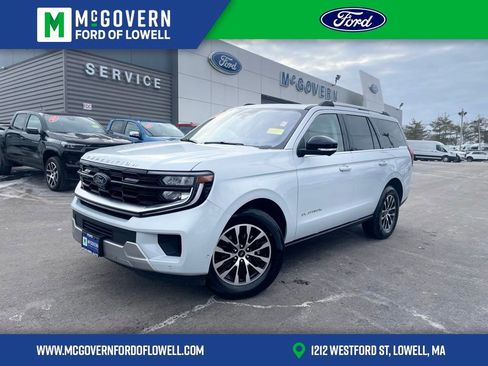 Used 2025 Ford Expedition Platinum image 1