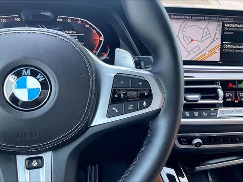 Used 2021 BMW X5 xDrive40i w/ M Sport Package AWD/4WD image 26