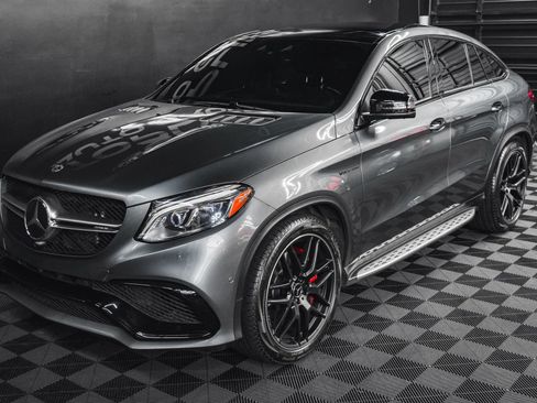 Used 2018 Mercedes-Benz GLE 63 AMG S image 32