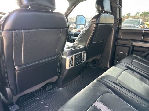 Used 2018 Ford F350 Platinum w/ Platinum Ultimate Package image 37