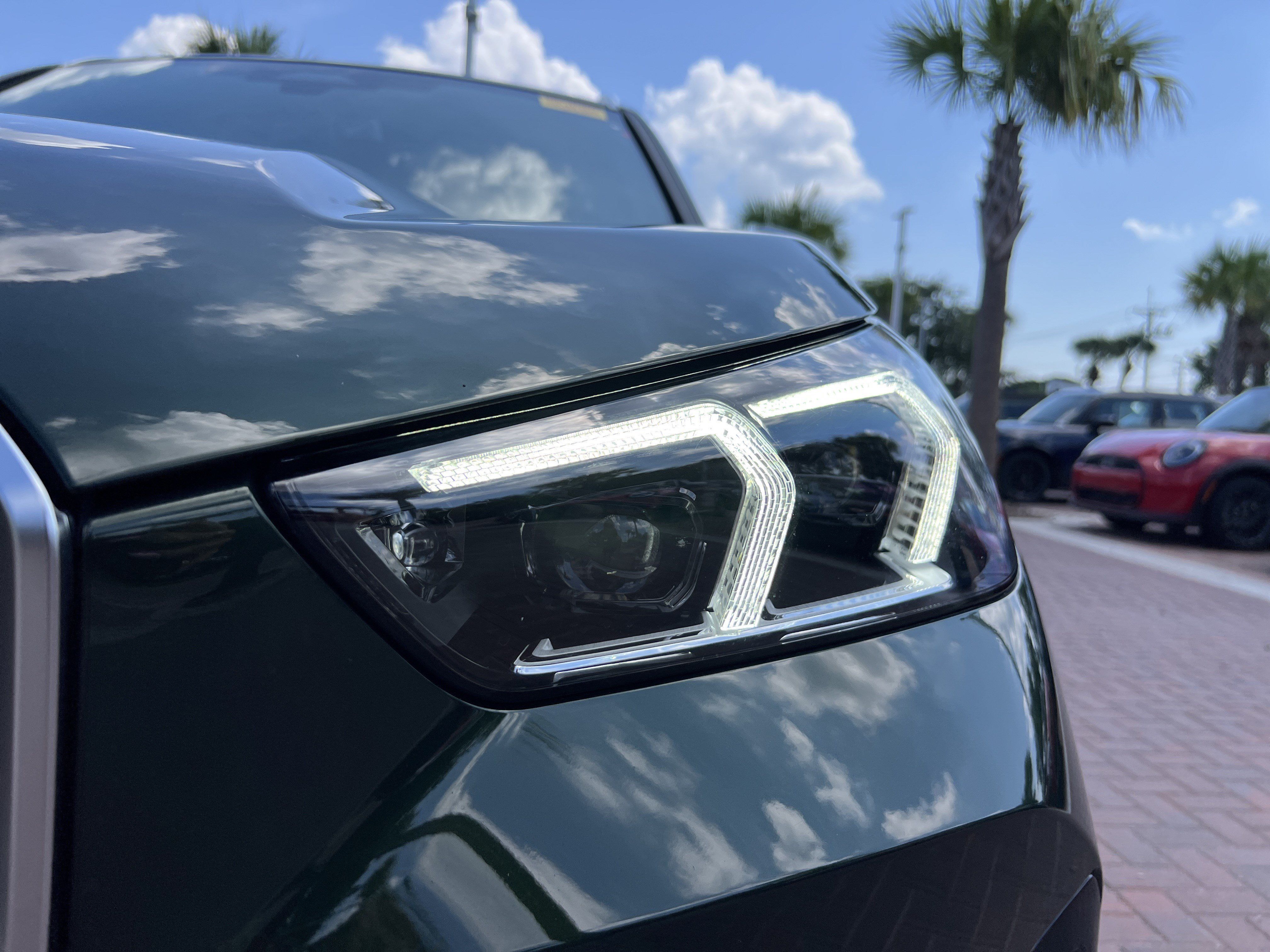 Certified 2025 BMW X1 xDrive28i w/ Premium Package AWD/4WD image 6