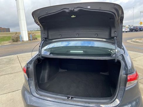 Used 2024 Toyota Corolla LE image 25