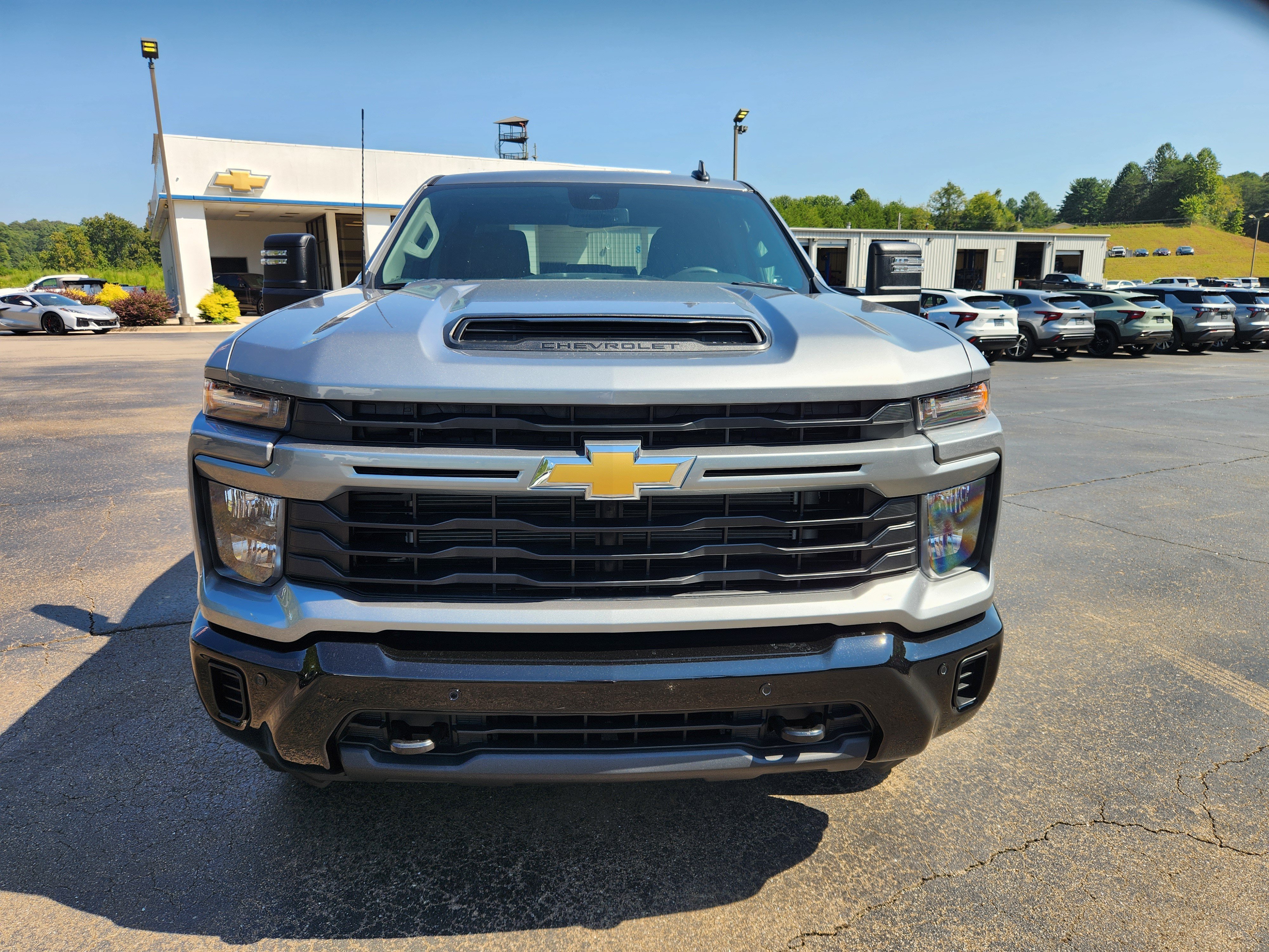 New 2026 Chevrolet Silverado 2500 Custom w/ Custom Value Package AWD/4WD image 4