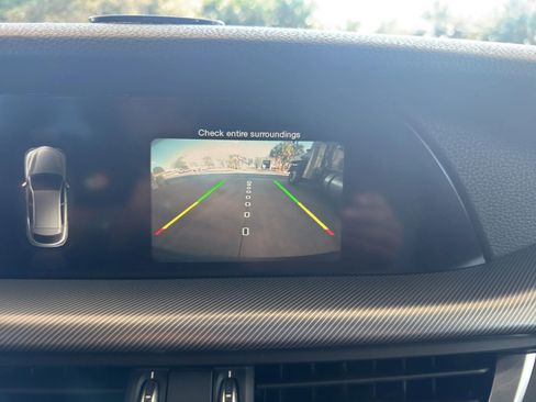 Used 2018 Alfa Romeo Stelvio Ti Sport image 29